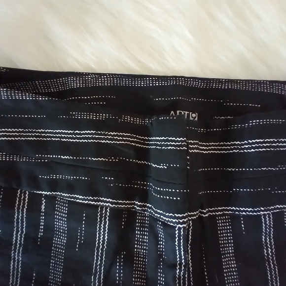 Apt 9 the torie capri - Picture 12 of 12